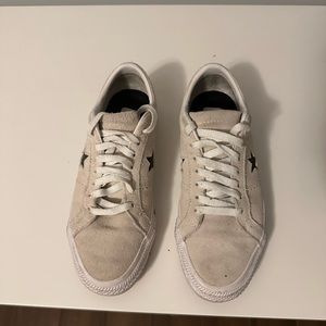 Converse One stars light suede